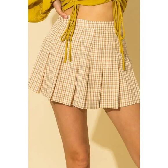 Hyfve Dresses & Skirts - Anthropologie HYFVE Plaid Pleated Mini Skirt – Size M